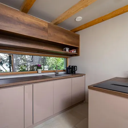 Holiday home Kamnita Hisa Neverke