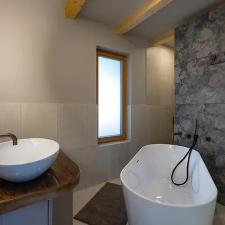 Holiday home Kamnita Hisa